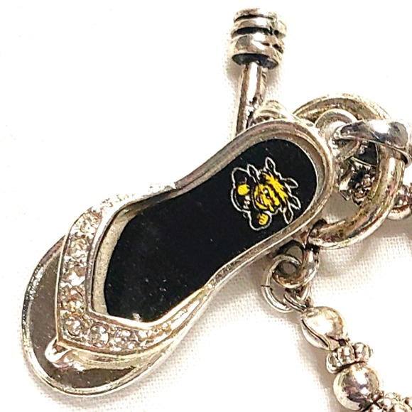 Wichita State Bracelet - Picture 3 of 3